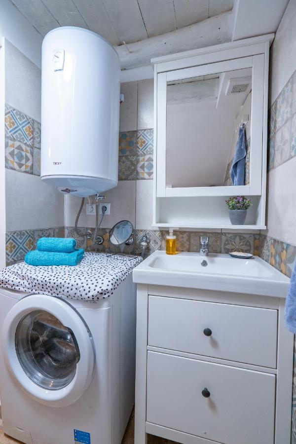 Holiday House Nova Стара Башка Екстер'єр фото